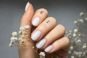 Bryllupsnegler 2026 - milky white